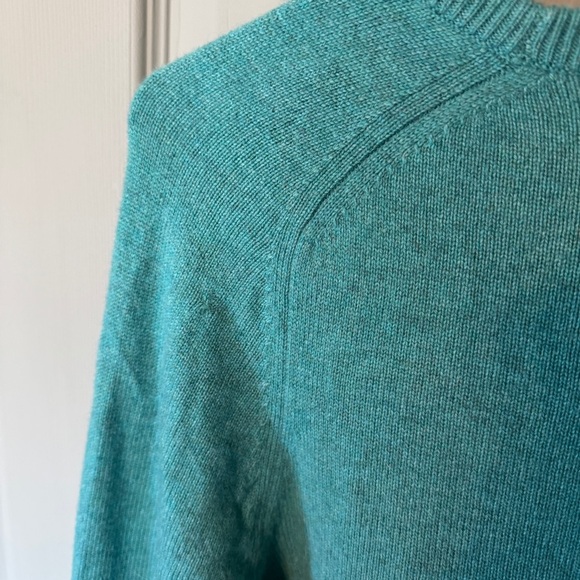 Brooks Brothers Cashmere Sweater - Picture 5 of 5